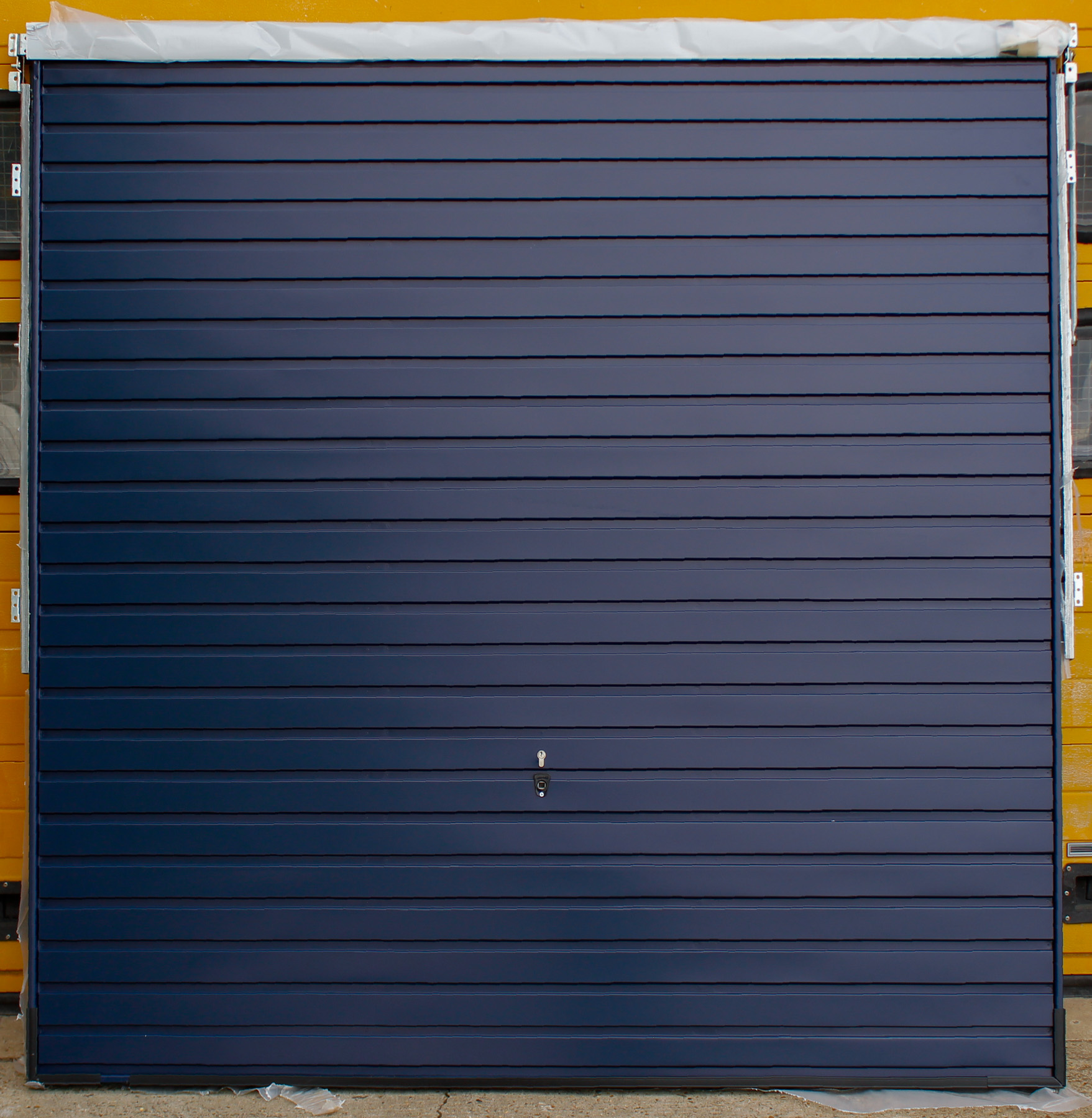 6645- Garador Horizon Steel Blue