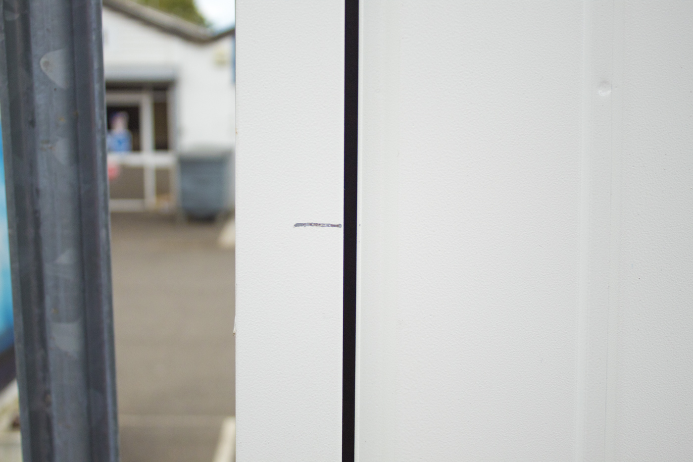 FORT-SMARTPASS-RETRACTABLE-GARAGE-DOOR