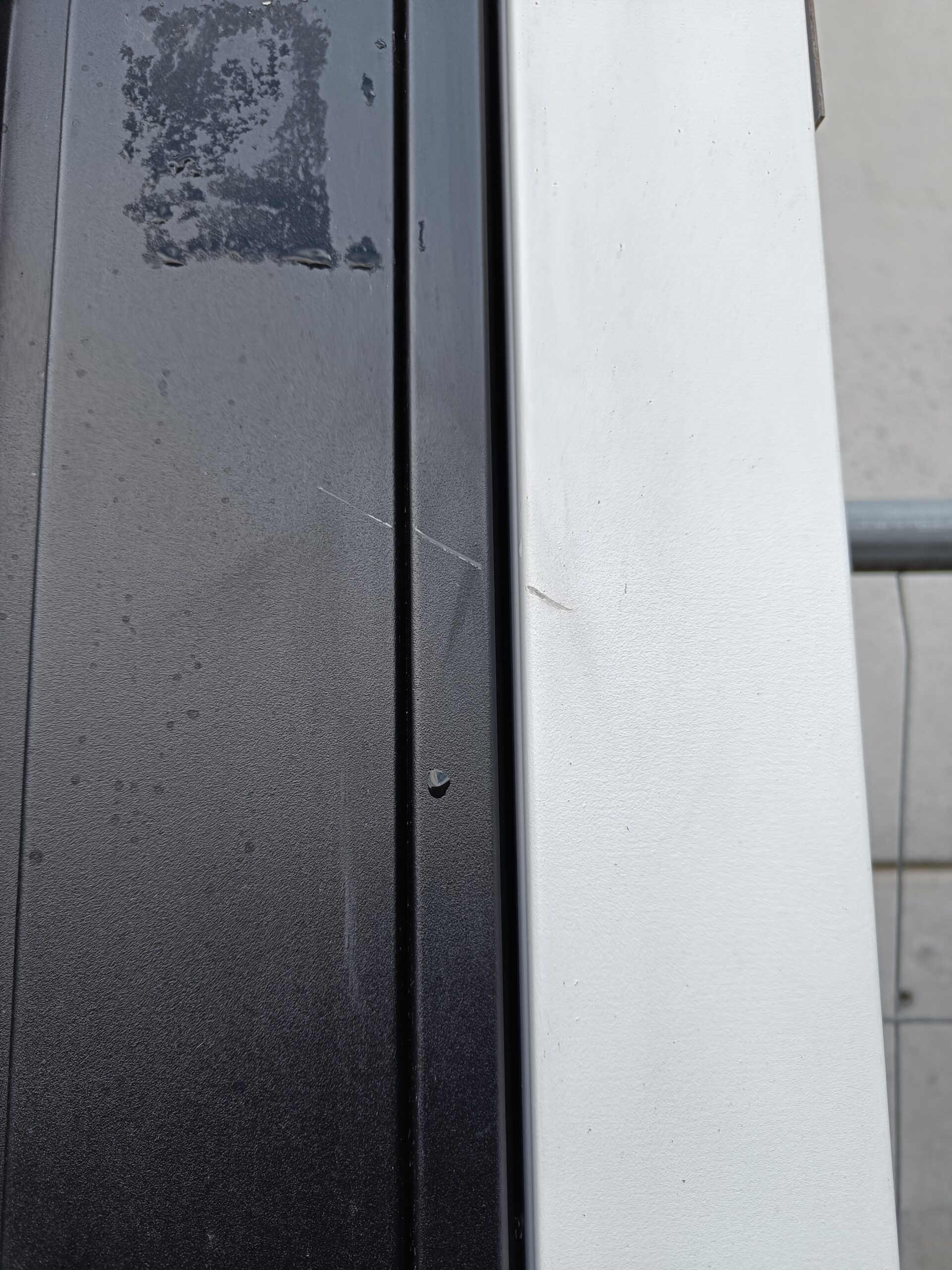 Novoferm Gemini Framed Retractable